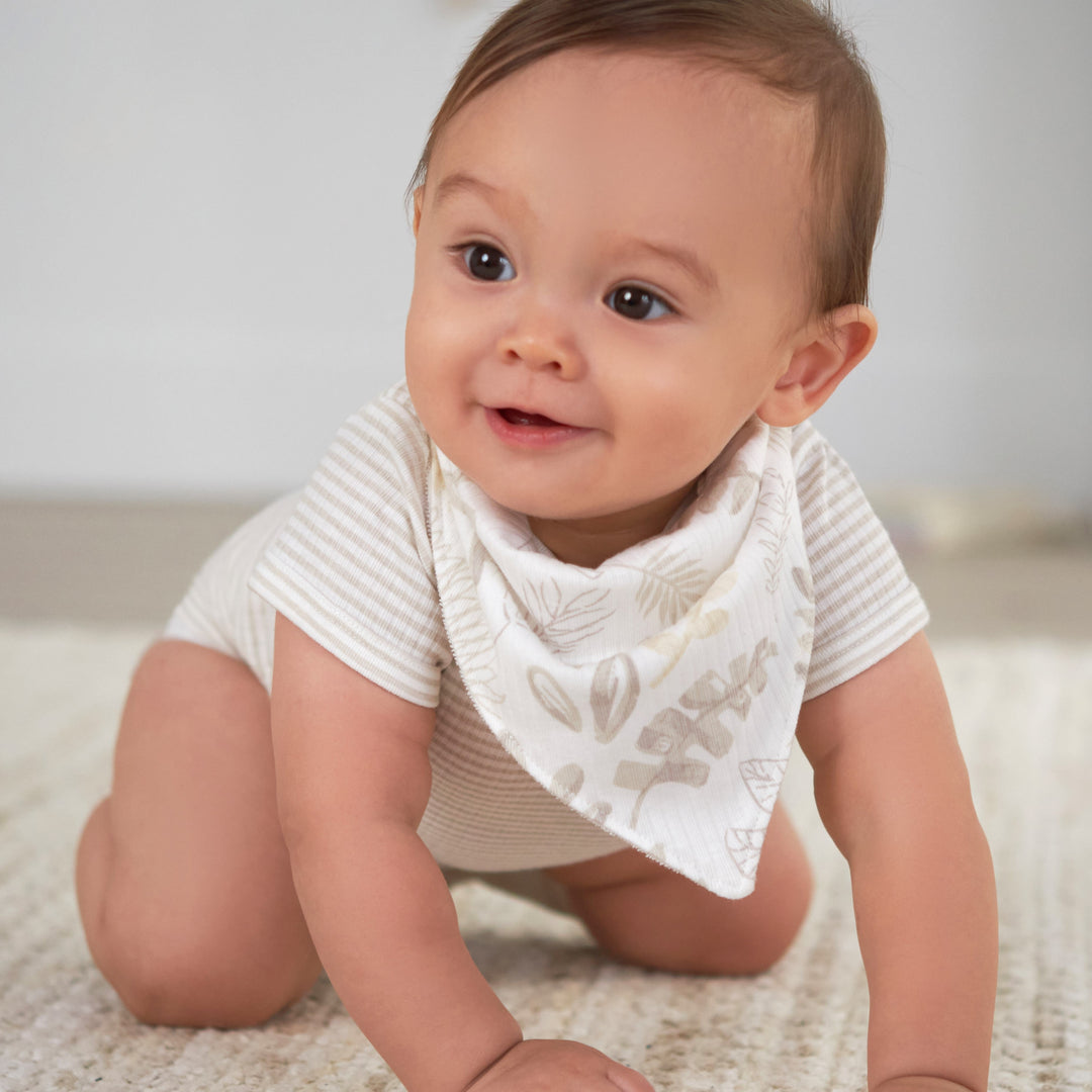 Unisex Baby Bibs & Burp Cloths